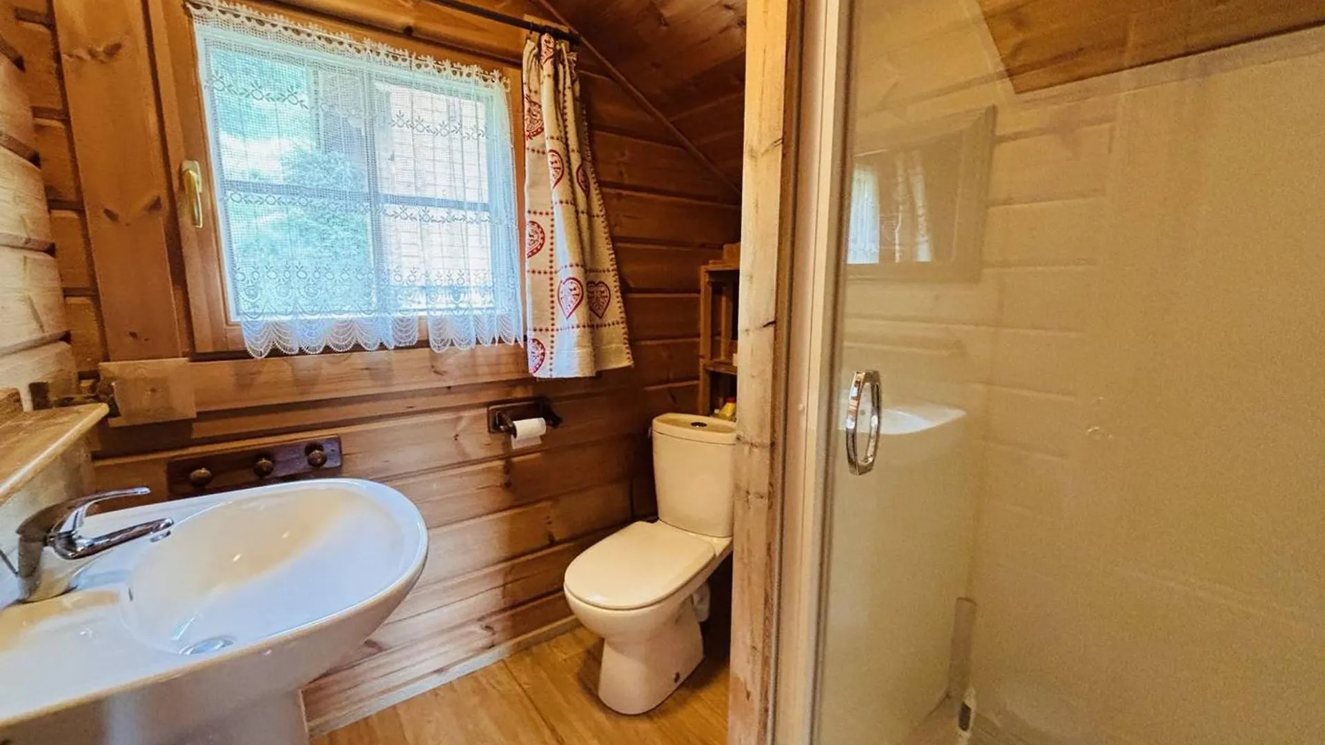 Chalet 4 Chambres Proche Pistes - Confort Et Charme - Fr-1-353-151 La Plagne-Tarentaise 0*,  France